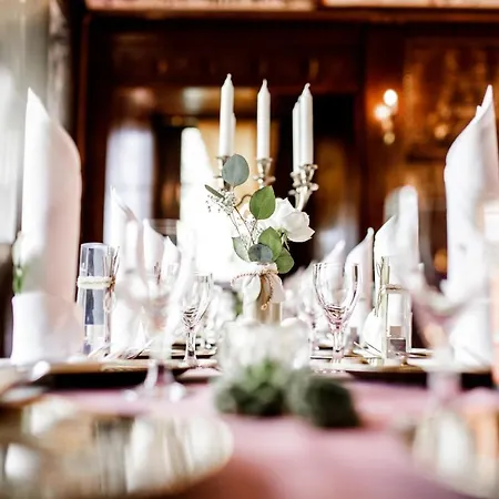 Schlosshotel Elgersburg 4*