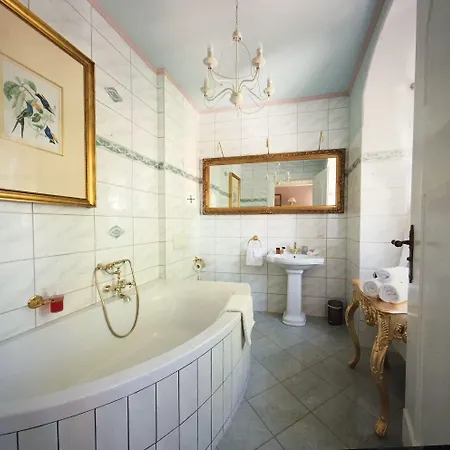 Schlosshotel Elgersburg Hotel