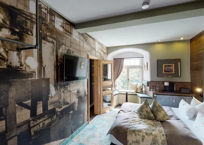 Hotel Schlosshotel Elgersburg 4*